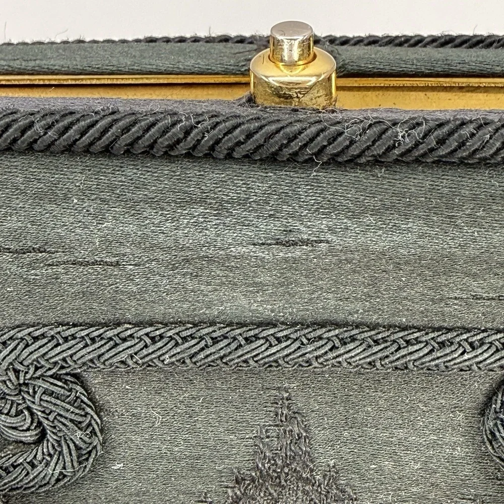 Vtg Cesare Piccini Black Bag Embroidered Motif Push Lock Made in Italy‎ *read